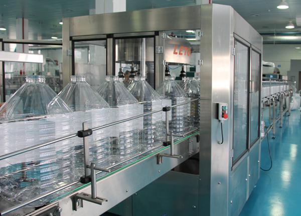 回轉(zhuǎn)式冷膠三標貼標機